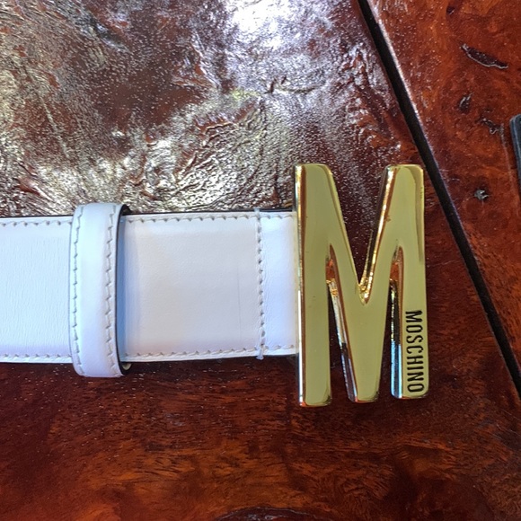 Moschino belt - Picture 3 of 9